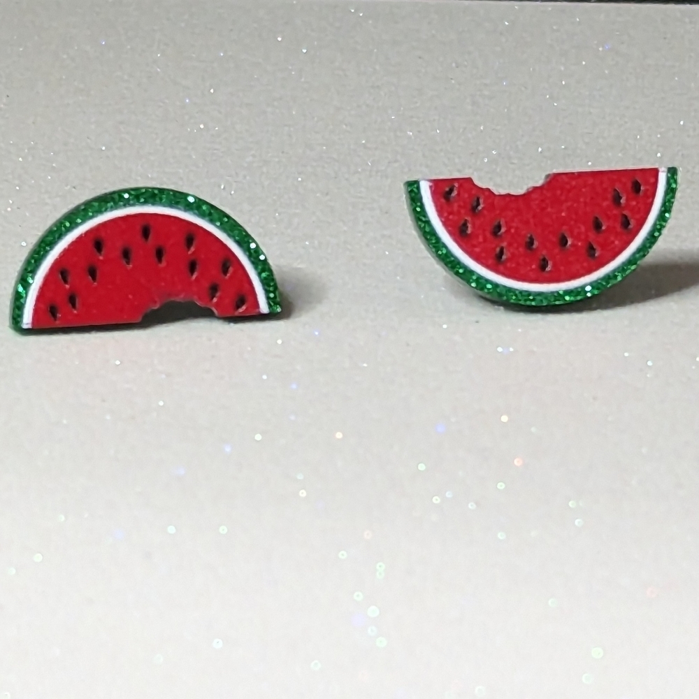 Watermelon slice red glitter acrylic stud earrings - Picture 3 of 7